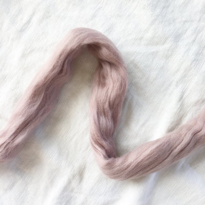 Meghan Shimek & Love Fest Fibers roving for weaving, knitting, crocheting, felting. Sustainable merino & Targhee fiber giant yarn.