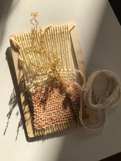 Learn to Weave on a frame loom with Jessie Mordine at Love Fest Fibers in San Francisco, creative fiber art DIY workshops