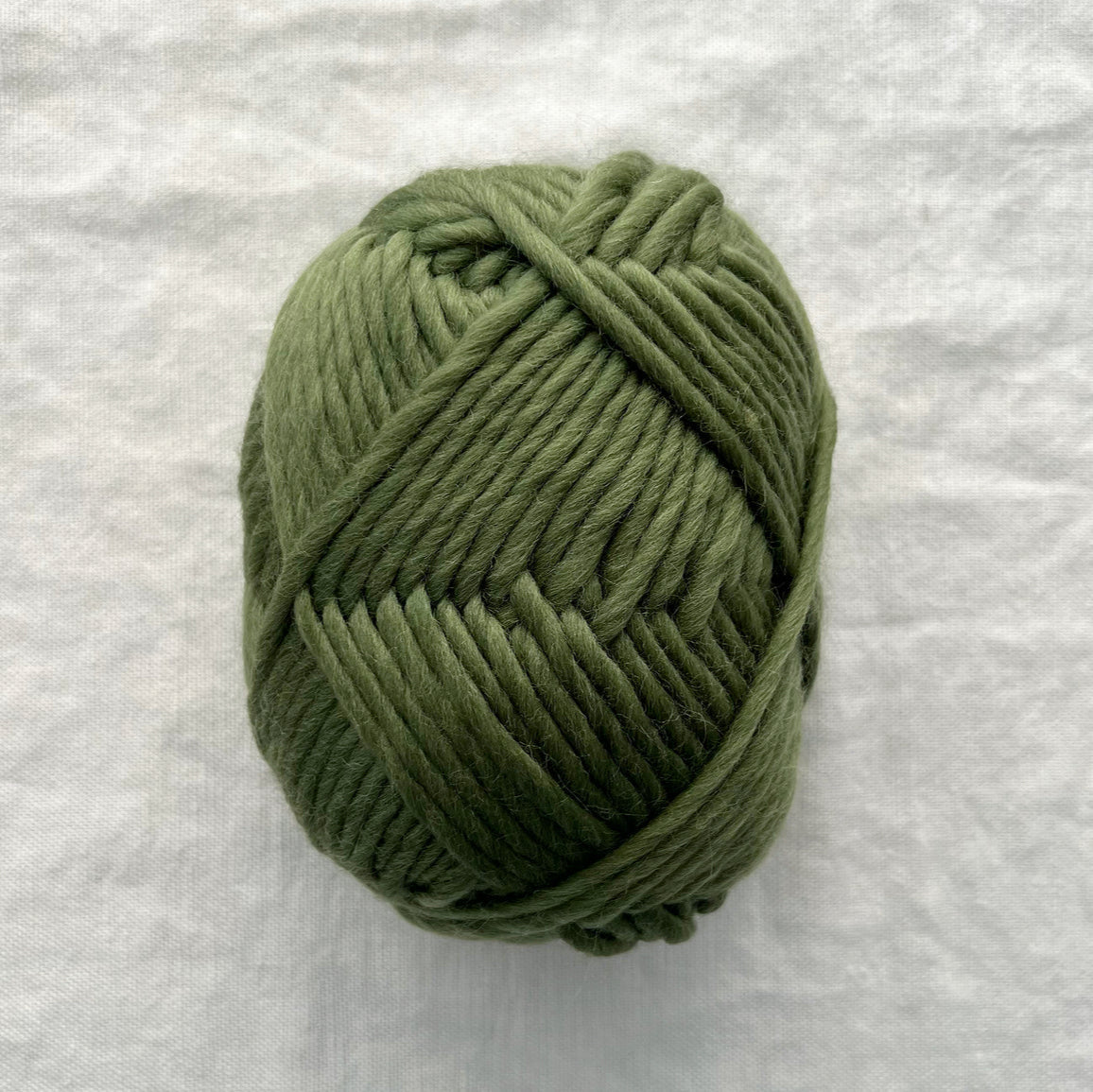 Twin Merino soft single-ply cruelty-free super bulky yarn for knitting, crochet and weaving