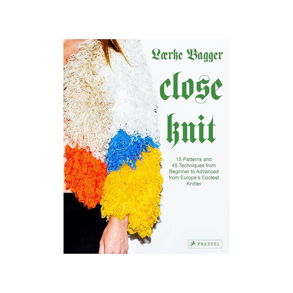 Book cover of 'Close Knit' by Yvonne Bagger with a colorful knitted garment on a white background.