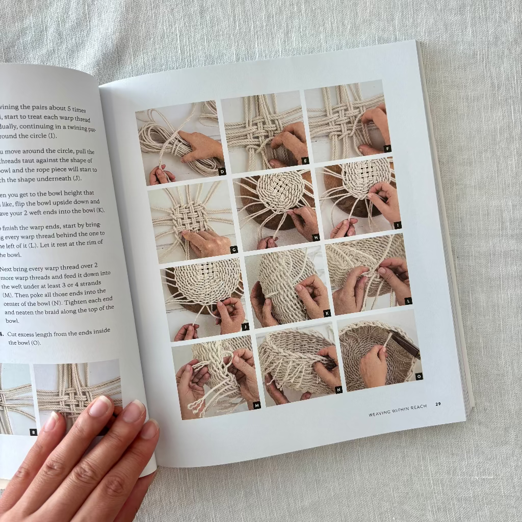 Open book showing a tutorial on weaving with macrame techniques.