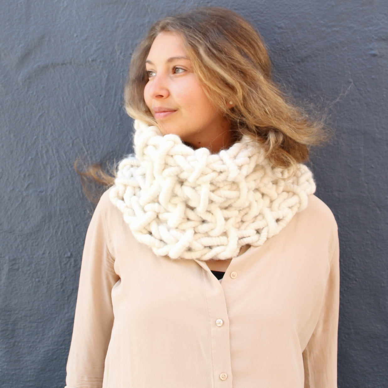 Chunky knit cowl free knitting pattern