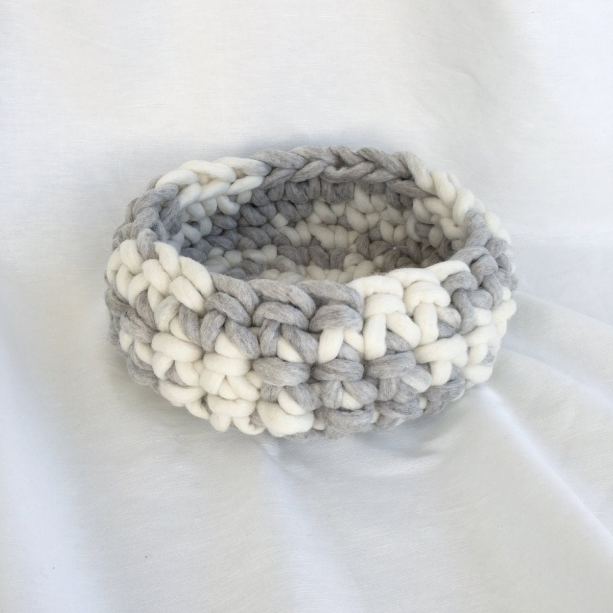 Chunky crochet basket pattern
